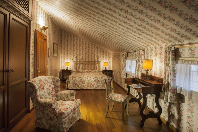 Imagen de la habitación del Hotel Posta, REGGIO EMILIA. Foto 3