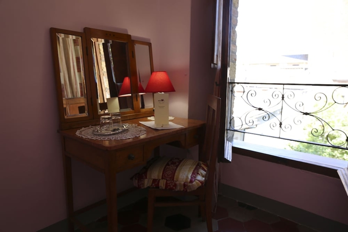 Imagen de la habitación del Hotel Posta, Sferracavallo. Foto 6