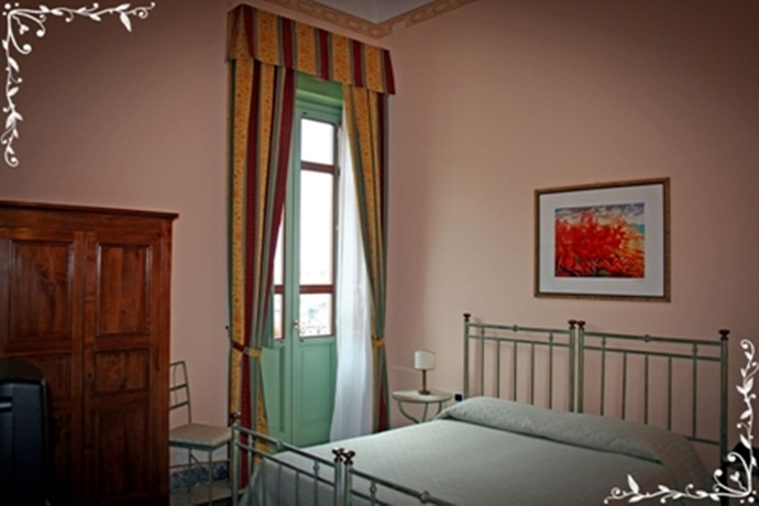 Imagen de la habitación del Hotel Posta, Siracusa. Foto 10