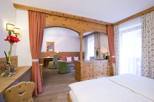 Imagen de la habitación del Hotel Posta Zirm. Foto 9