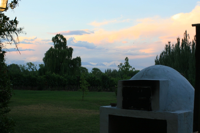 Imagen de los exteriores del Hotel Postales by DOT Boutique. Foto 8