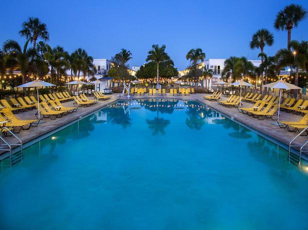 Imagen general del Hotel Postcard Inn on the Beach. Foto 2