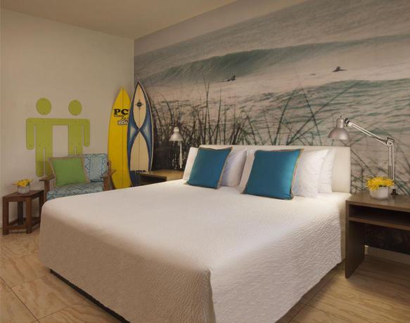 Imagen general del Hotel Postcard Inn on the Beach. Foto 4