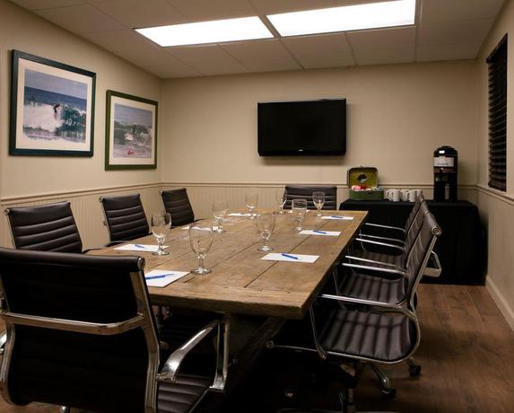 Imagen general del Hotel Postcard Inn on the Beach. Foto 15