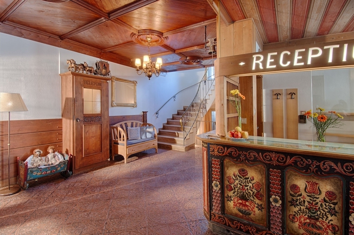 Imagen de los interiores del Hotel Posthotel. Foto 16