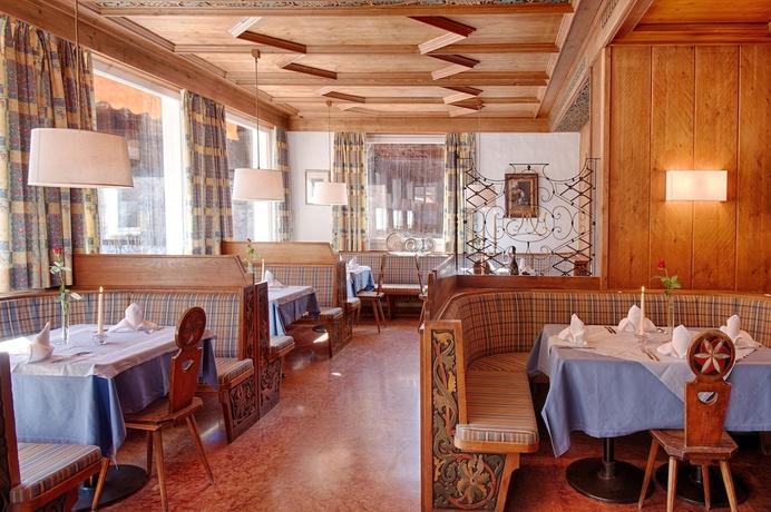 Imagen del bar/restaurante del Hotel Posthotel. Foto 4