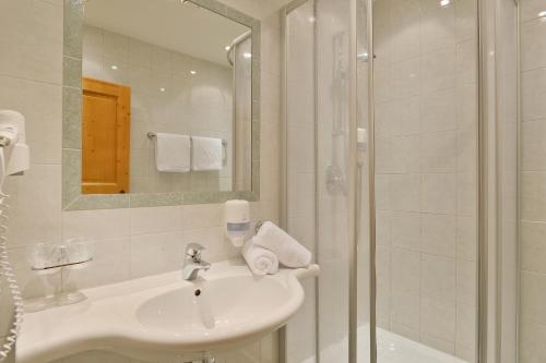 Imagen de la habitación del Hotel Posthotel Mayrhofen. Foto 8