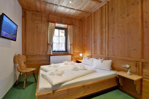 Imagen de la habitación del Hotel Posthotel Mayrhofen. Foto 9