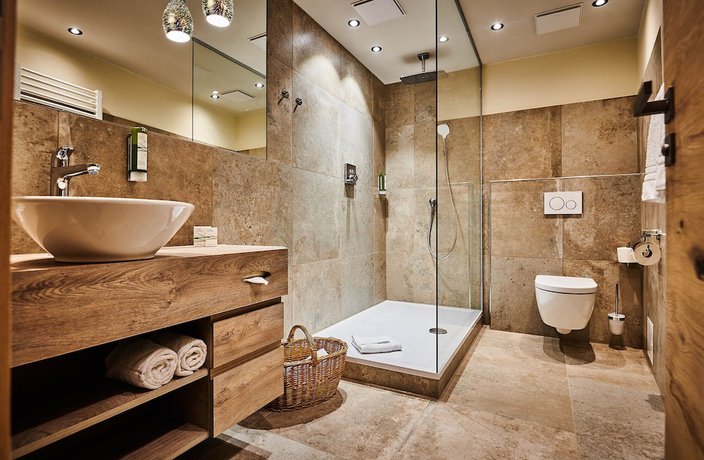 Imagen de la habitación del Hotel Posthotel Rattenberg. Foto 13