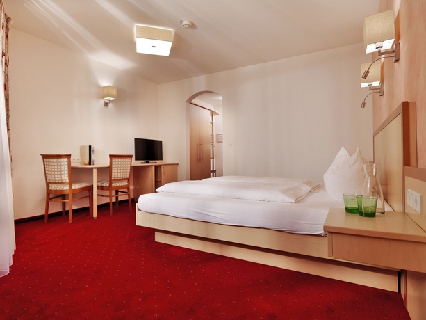 Imagen de la habitación del Hotel Posthotel Strengen Am Arlberg. Foto 8