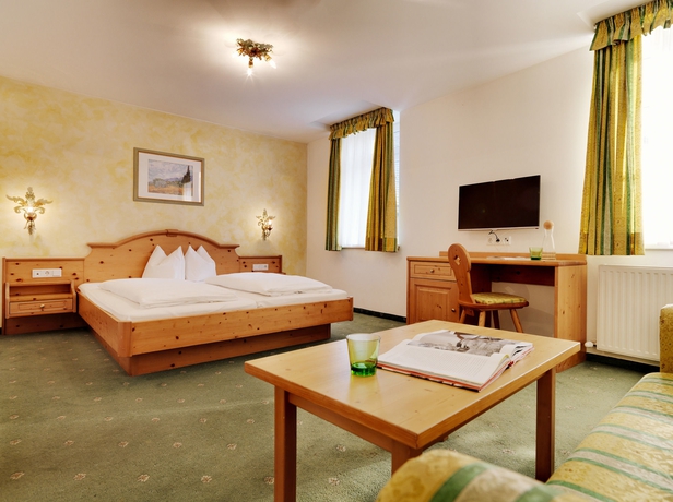 Imagen de la habitación del Hotel Posthotel Strengen Am Arlberg. Foto 9