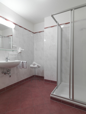 Imagen de la habitación del Hotel Posthotel Strengen Am Arlberg. Foto 10