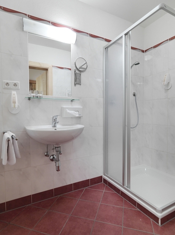 Imagen de la habitación del Hotel Posthotel Strengen Am Arlberg. Foto 11