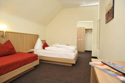 Imagen de la habitación del Hotel Posthotel Traube. Foto 5