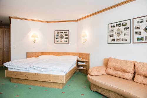 Imagen de la habitación del Hotel Posthotel Valbella. Foto 15