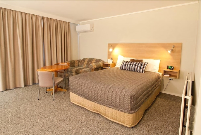 Imagen de la habitación del Hotel Posthouse Motorlodge. Foto 12