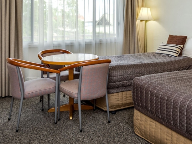 Imagen de la habitación del Hotel Posthouse Motorlodge. Foto 13