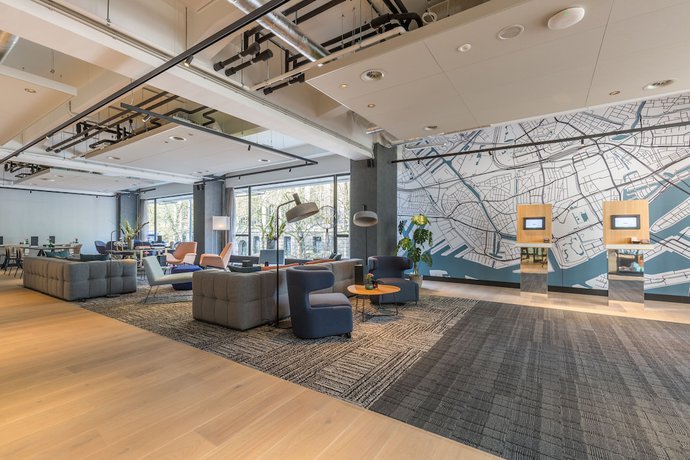 Imagen de los interiores del Hotel Postillion Hotel WTC Rotterdam. Foto 19