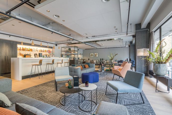 Imagen de los interiores del Hotel Postillion Hotel WTC Rotterdam. Foto 20