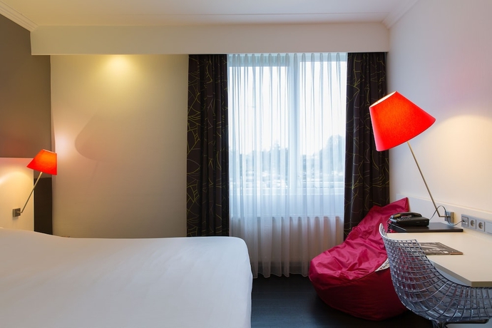 Imagen de la habitación del Hotel Postillion Utrecht Bunnik. Foto 4
