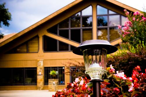 Imagen general del Hotel Postoak Lodge And Retreat. Foto 1