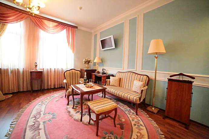 Imagen de la habitación del Hotel Postoyalec. Foto 19