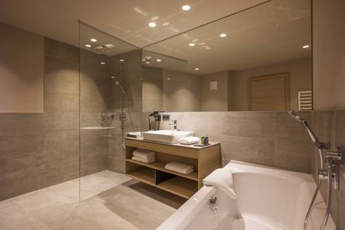 Imagen de la habitación del Hotel Postresidenz. Foto 5