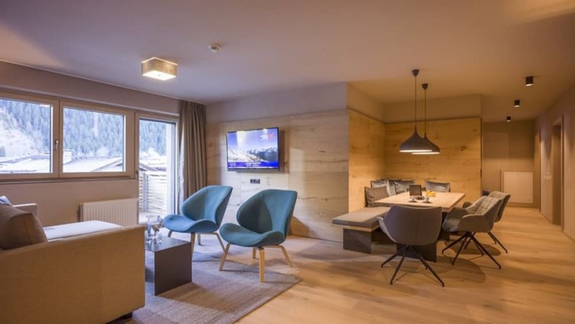 Imagen de la habitación del Hotel Postresidenz Mayrhofen. Foto 17