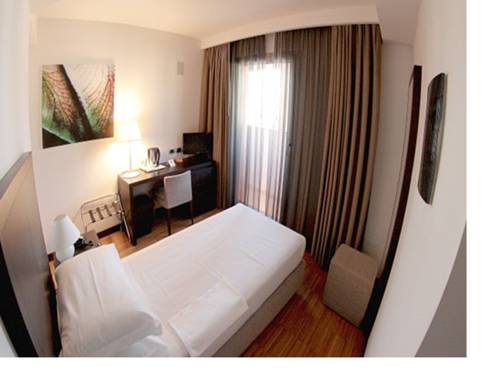 Imagen de la habitación del Hotel Postumia Design. Foto 9
