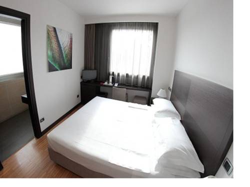 Imagen de la habitación del Hotel Postumia Design. Foto 12