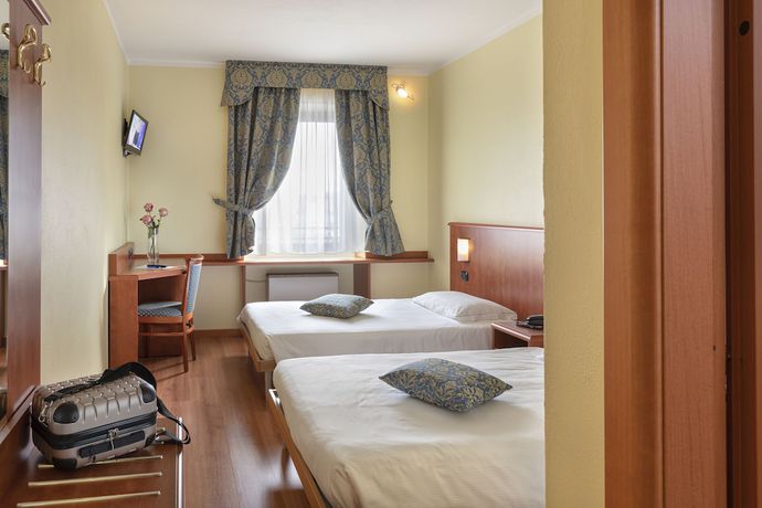 Imagen de la habitación del Hotel Postumia. Foto 3