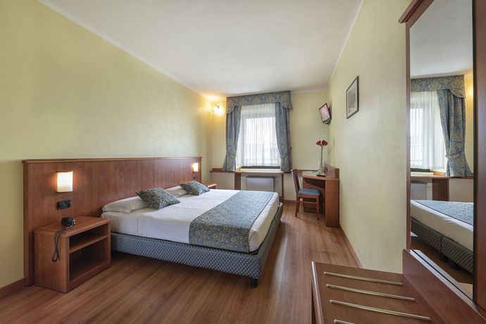 Imagen de la habitación del Hotel Postumia. Foto 4