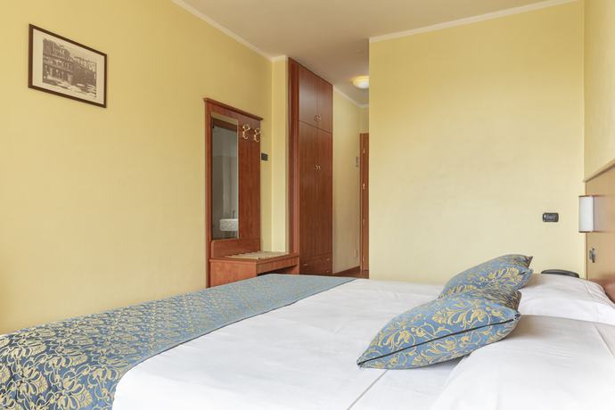 Imagen de la habitación del Hotel Postumia. Foto 11