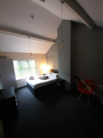 Imagen de la habitación del Hotel Potbank Aparthotel. Foto 18
