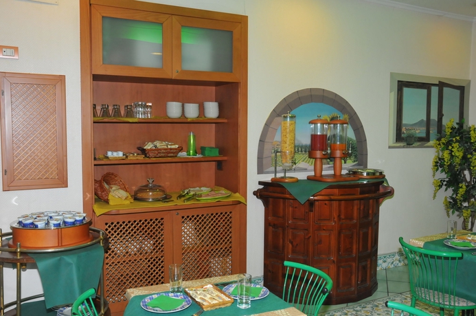 Imagen de la habitación del Hotel Potenza. Foto 10