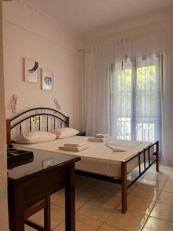 Imagen de la habitación del Hotel Potokaki Beachfront. Foto 8