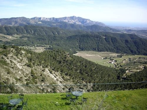 Imagen general del Hotel Pou De La Neu. Foto 2