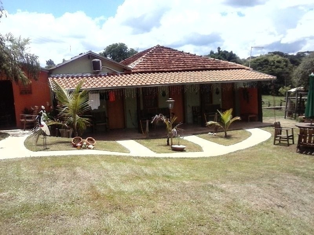 Imagen de los exteriores del Hotel Pousada 2 Cora&ccedil;&otilde;es. Foto 13