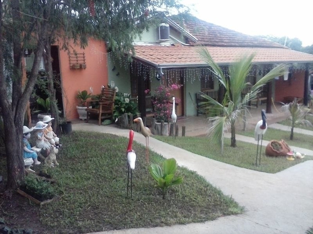 Imagen de los exteriores del Hotel Pousada 2 Cora&ccedil;&otilde;es. Foto 17