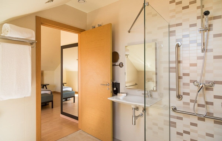 Imagen de la habitación del Hotel Pousada A Lanzada. Foto 13