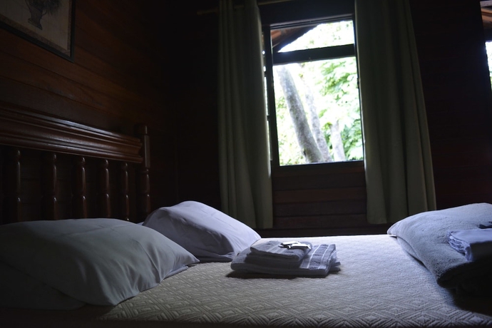 Imagen de la habitación del Hotel Pousada &Aacute;gua Cristalina. Foto 16