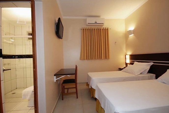 Imagen de la habitación del Hotel Pousada &Aacute;gua Eterna. Foto 6