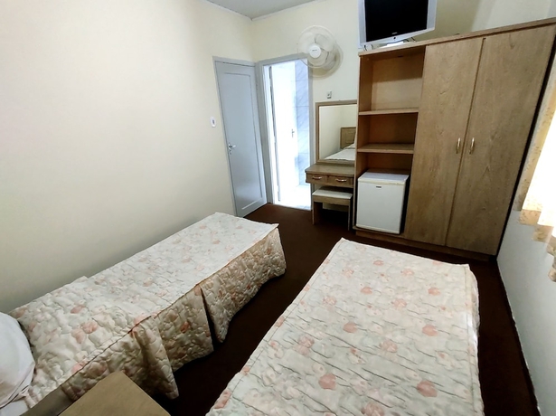 Imagen de la habitación del Hotel Pousada &Aacute;guas De Lind&oacute;ia. Foto 5