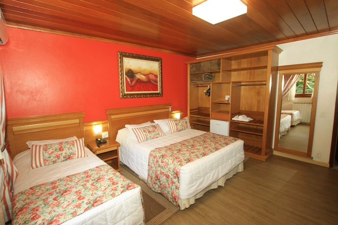 Imagen de la habitación del Hotel Pousada &Aacute;guia Branca. Foto 10