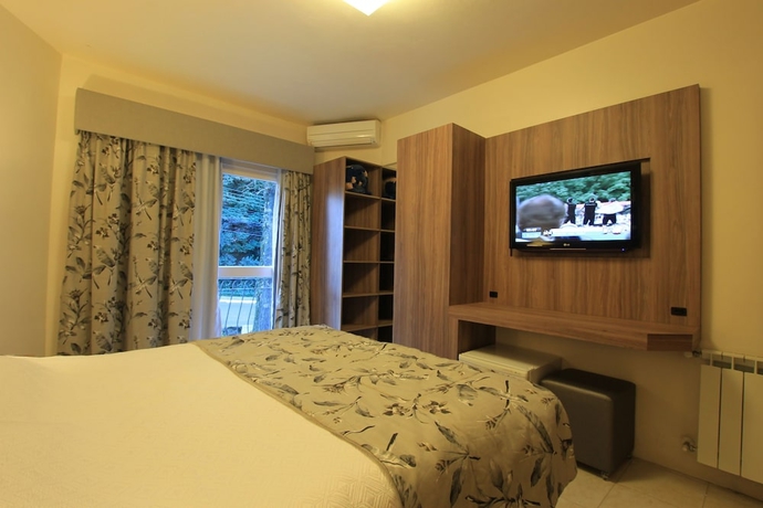 Imagen de la habitación del Hotel Pousada &Aacute;guia Branca. Foto 16