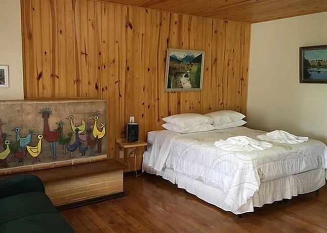 Imagen de la habitación del Hotel Pousada &Aacute;guia Da Montanha. Foto 6