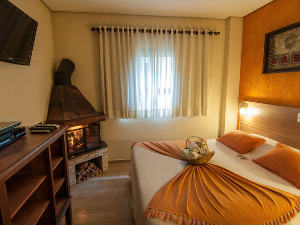 Imagen de la habitación del Hotel Pousada &Aacute;guia Dourada. Foto 2