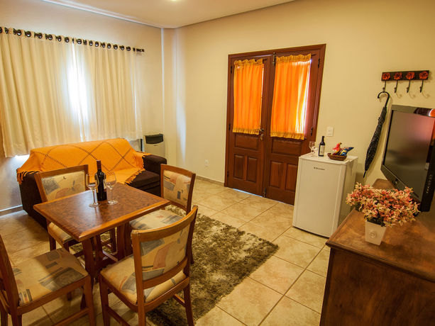 Imagen de la habitación del Hotel Pousada &Aacute;guia Dourada. Foto 4
