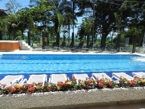 Imagen de la piscina del Hotel Pousada Acqua Infinity. Foto 16
