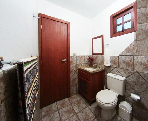 Imagen de la habitación del Hotel Pousada Al&eacute;m do Jardim. Foto 13